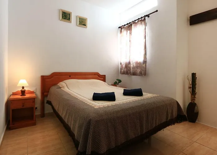 C Lanzarote * Арресифе